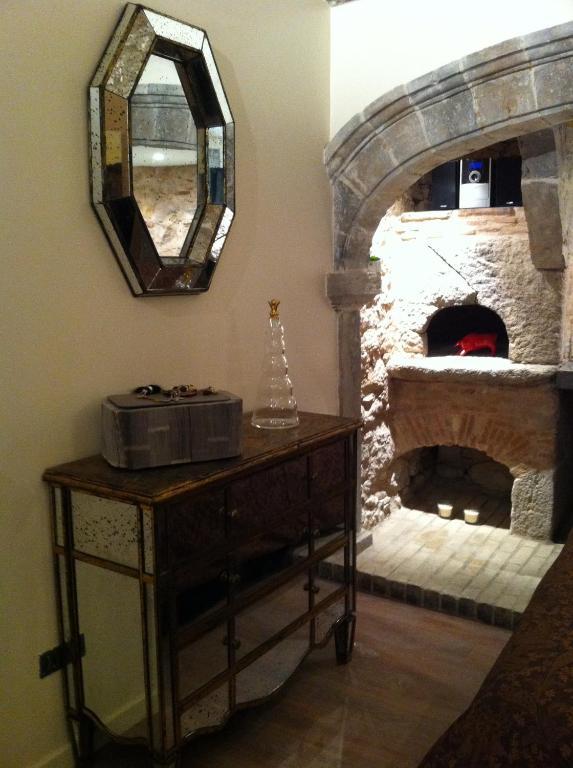 Loge Des 3 Maries Apartment Лион Екстериор снимка